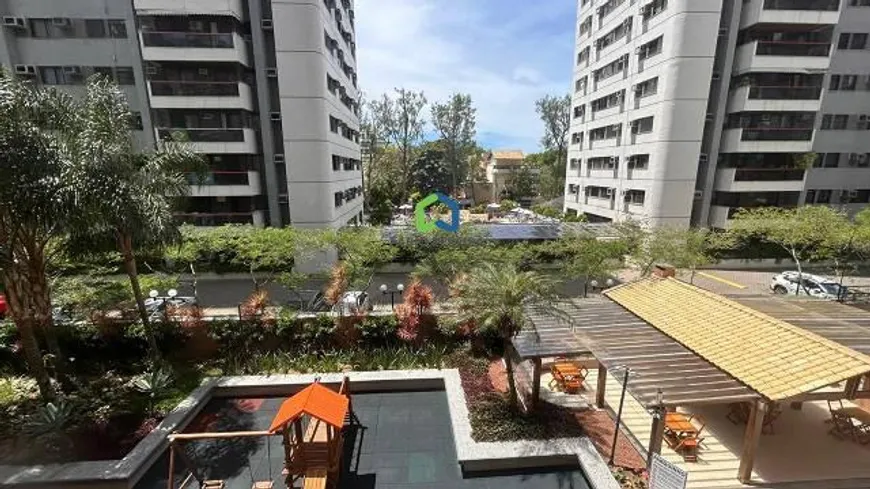 Foto 1 de Apartamento com 2 Quartos à venda, 68m² em Barra da Tijuca, Rio de Janeiro