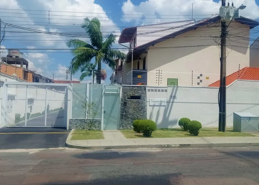 Foto 1 de Sobrado com 3 Quartos à venda, 121m² em Guaíra, Curitiba