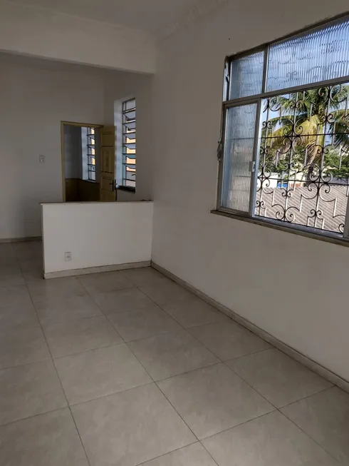 Foto 1 de Apartamento com 2 Quartos para venda ou aluguel, 70m² em Turiaçu, Rio de Janeiro