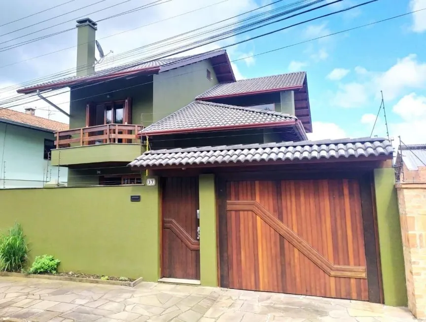 Foto 1 de Casa com 3 Quartos à venda, 249m² em Desvio Rizzo, Caxias do Sul