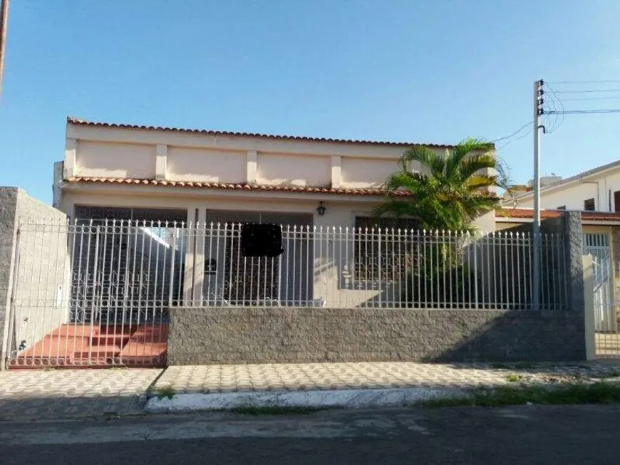 Foto 1 de Casa com 9 Quartos à venda, 300m² em Suíssa, Aracaju
