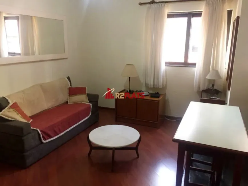 Foto 1 de Flat com 1 Quarto para alugar, 42m² em Jardins, São Paulo