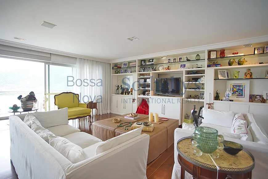 Foto 1 de Apartamento com 4 Quartos à venda, 282m² em Lagoa, Rio de Janeiro