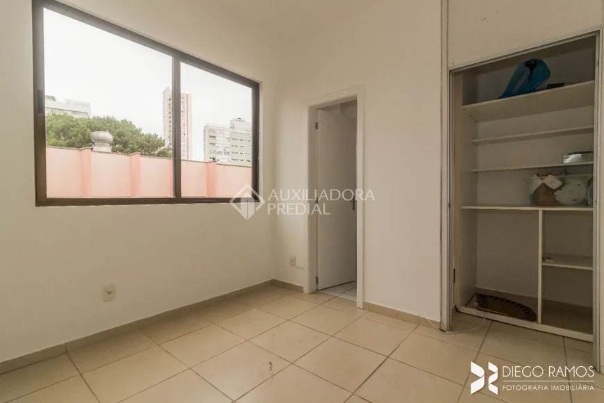 Foto 1 de Sala Comercial para alugar, 36m² em Moinhos de Vento, Porto Alegre