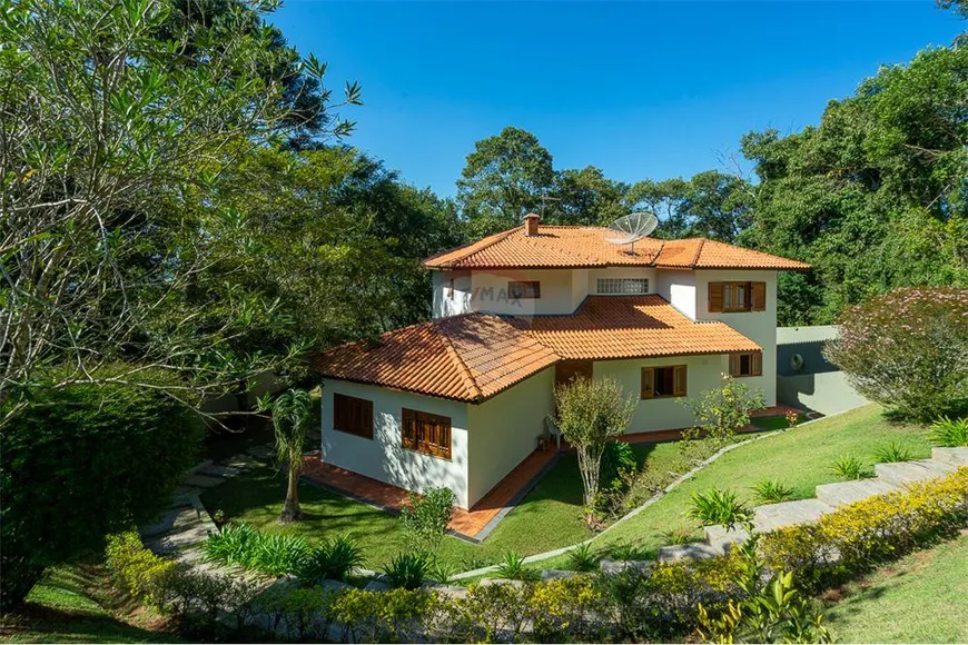 Foto 1 de Casa com 4 Quartos à venda, 249m² em Terra Preta, Mairiporã