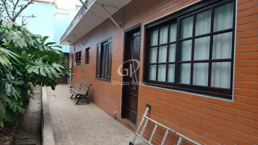 Foto 1 de Casa de Condomínio com 3 Quartos à venda, 670m² em Vila Pirajussara, São Paulo