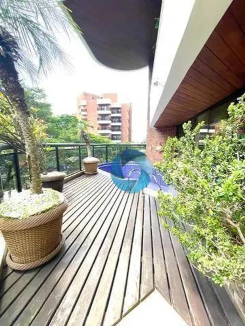 Foto 1 de Apartamento com 4 Quartos para alugar, 350m² em Vila Andrade, São Paulo