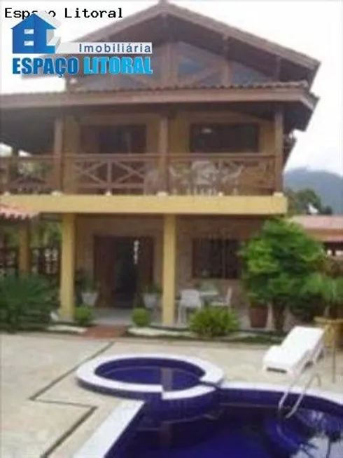 Foto 1 de Casa com 4 Quartos à venda, 500m² em Jardim Capricornio, Caraguatatuba