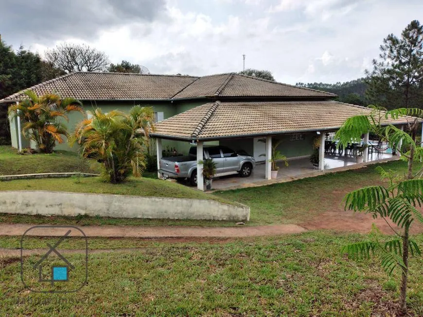 Foto 1 de Fazenda/Sítio com 5 Quartos à venda, 5000m² em Parque Agrinco , Guararema