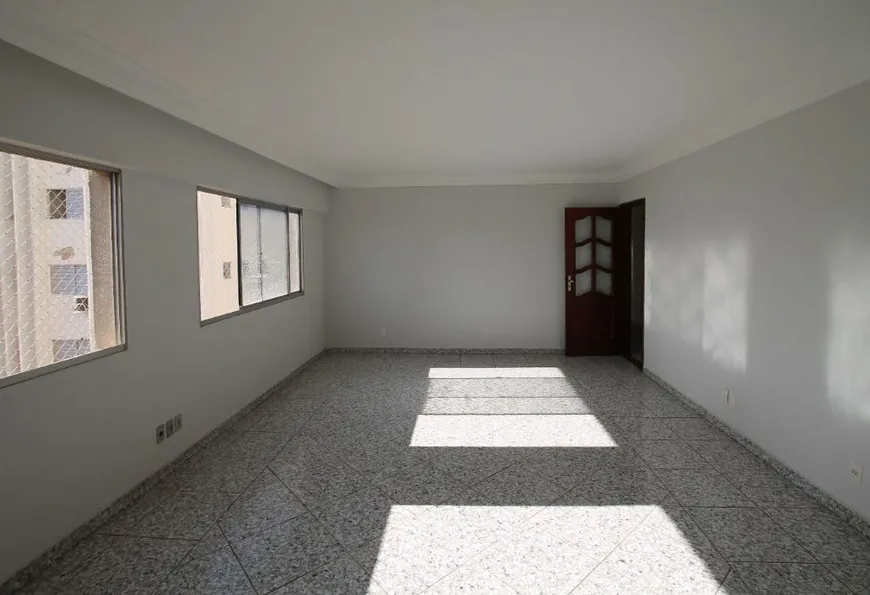 Foto 1 de Apartamento com 3 Quartos à venda, 117m² em Setor Oeste, Goiânia