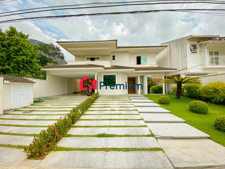 Foto 1 de Casa de Condomínio com 5 Quartos à venda, 600m² em Jacarepaguá, Rio de Janeiro