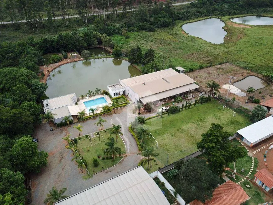 Foto 1 de Fazenda/Sítio com 4 Quartos à venda, 1200m² em Chacaras Pocos de Caldas, Poços de Caldas