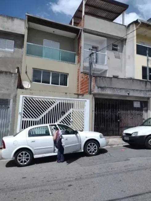 Foto 1 de Sobrado com 2 Quartos à venda, 179m² em Condominio Maracana, Santo André