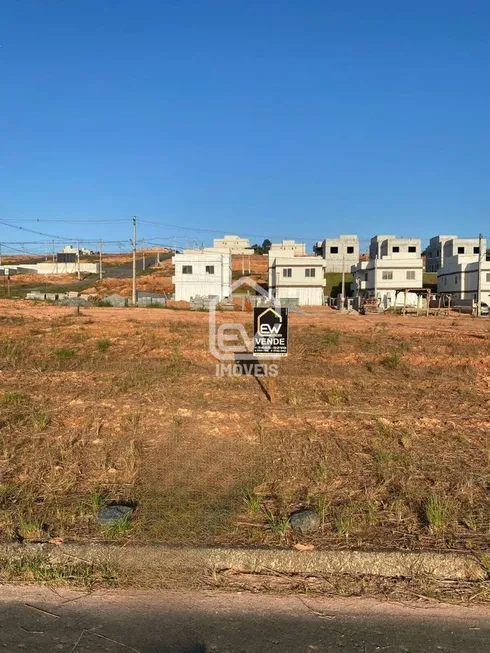 Foto 1 de Lote/Terreno à venda, 380m² em Corticeira, Guaramirim