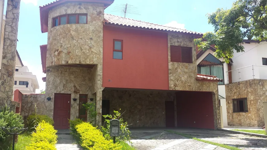 Foto 1 de Casa de Condomínio com 4 Quartos à venda, 350m² em Aldeia da Serra, Santana de Parnaíba