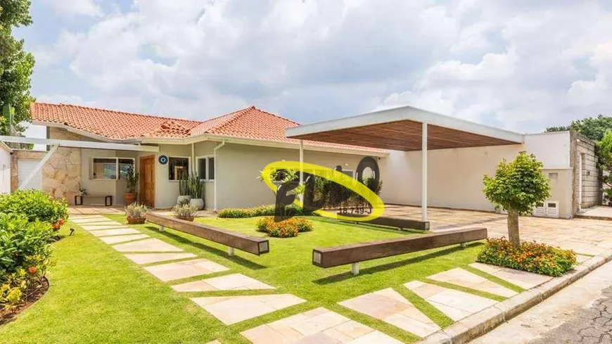 Foto 1 de Casa de Condomínio com 3 Quartos à venda, 370m² em Granja Viana, Carapicuíba