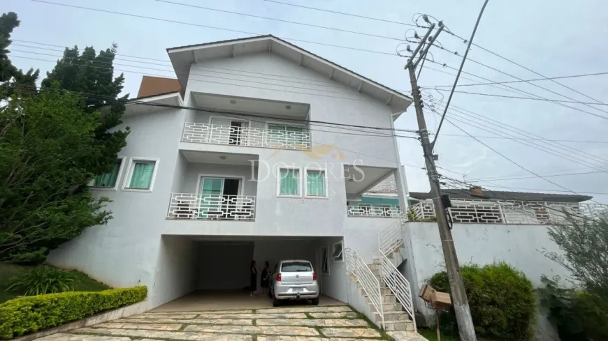 Foto 1 de Casa de Condomínio com 3 Quartos à venda, 260m² em Arua, Mogi das Cruzes