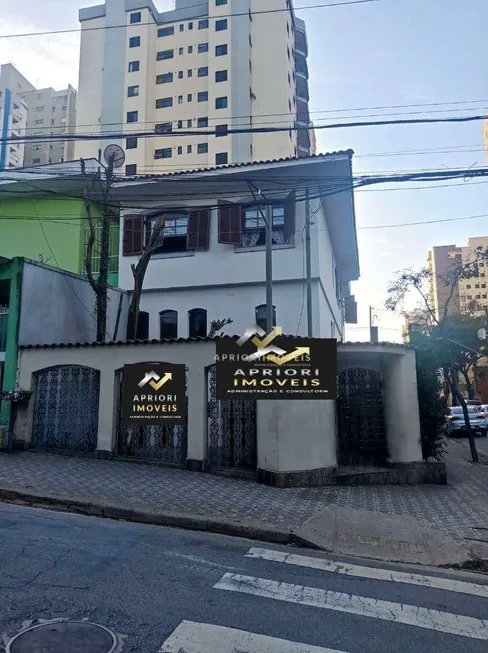 Foto 1 de Sobrado com 3 Quartos para venda ou aluguel, 268m² em Campestre, Santo André