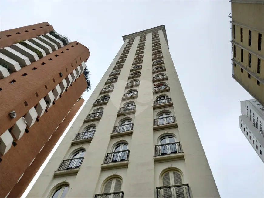Foto 1 de Apartamento com 2 Quartos para venda ou aluguel, 120m² em Jardim Paulista, São Paulo