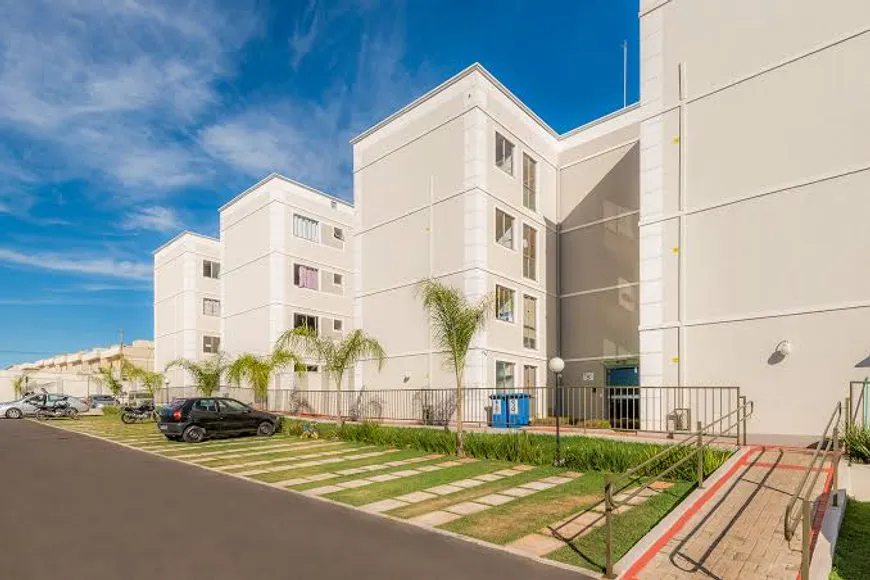 Foto 1 de Apartamento com 2 Quartos à venda, 48m² em Jardim Imperial, Aparecida de Goiânia