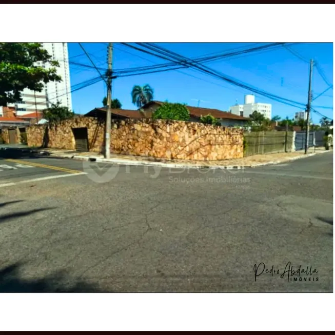 Foto 1 de Casa com 3 Quartos à venda, 264m² em Setor Oeste, Goiânia