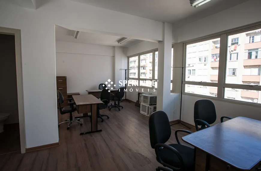 Foto 1 de Sala Comercial para alugar, 59m² em Centro, Porto Alegre