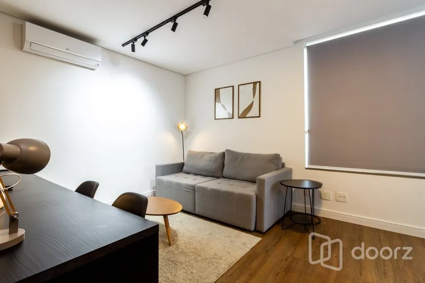 Foto 1 de Apartamento com 1 Quarto à venda, 35m² em Vila Nova Conceição, São Paulo