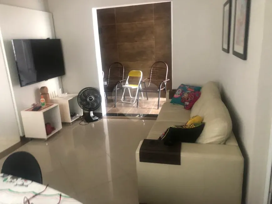 Foto 1 de Casa com 2 Quartos à venda, 66m² em Centro, Mongaguá