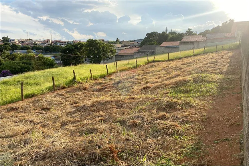 Foto 1 de Lote/Terreno à venda, 300m² em Parque Brasil, Bragança Paulista