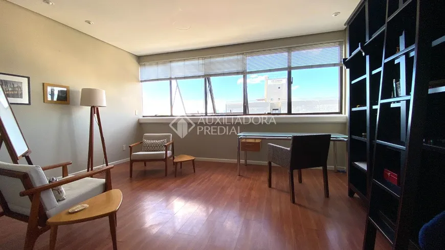 Foto 1 de Sala Comercial para alugar, 39m² em Menino Deus, Porto Alegre