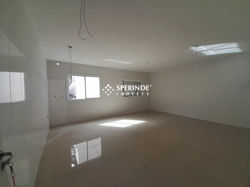 Foto 1 de Kitnet com 1 Quarto para alugar, 48m² em Centro, Caxias do Sul