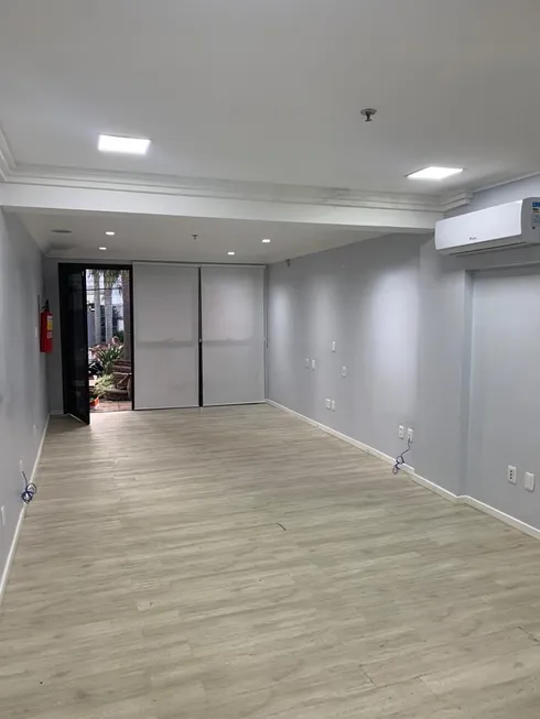 Foto 1 de Ponto Comercial para alugar, 89m² em Petrópolis, Porto Alegre