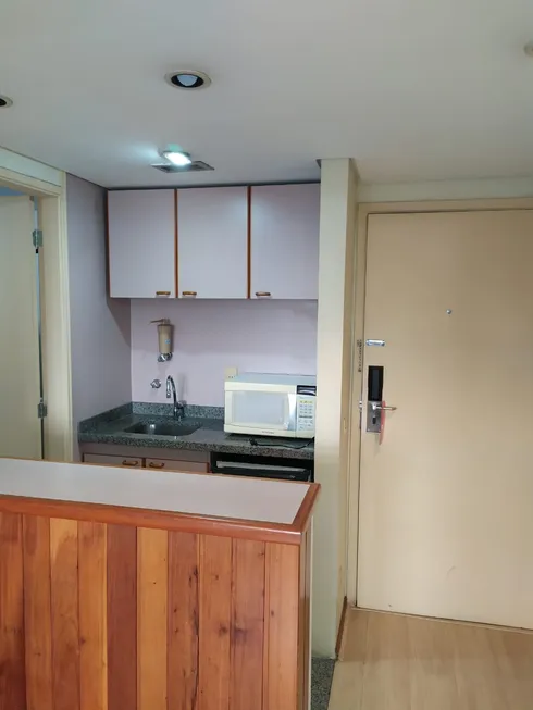 Foto 1 de Flat com 1 Quarto para alugar, 25m² em Moema, São Paulo