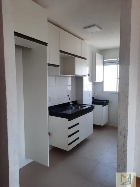 Foto 1 de Apartamento com 2 Quartos à venda, 48m² em Morada do Ouro, Cuiabá