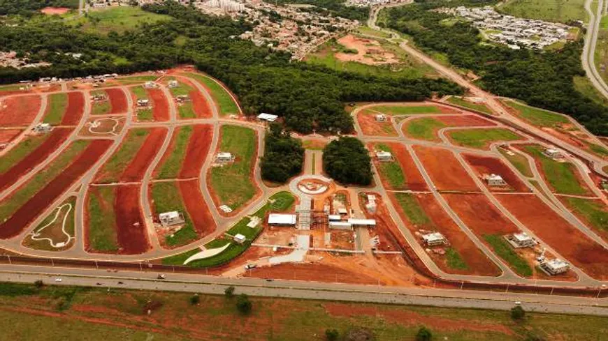 Foto 1 de Lote/Terreno à venda, 406m² em Jardins Franca, Goiânia