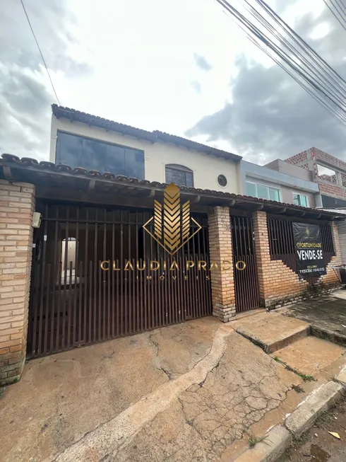 Foto 1 de Sobrado com 5 Quartos à venda, 150m² em Riacho Fundo I, Brasília