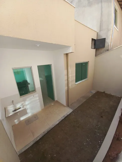 Foto 1 de Casa de Condomínio com 2 Quartos à venda, 60m² em Porto Seguro, Ribeirão das Neves