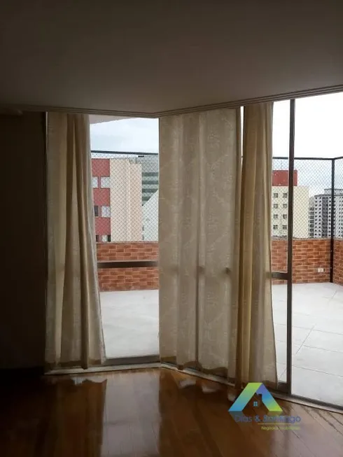 Foto 1 de Apartamento com 2 Quartos à venda, 140m² em Vila Guarani, São Paulo