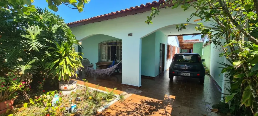 Foto 1 de Casa com 5 Quartos à venda, 165m² em Jardim Palmeiras, Itanhaém