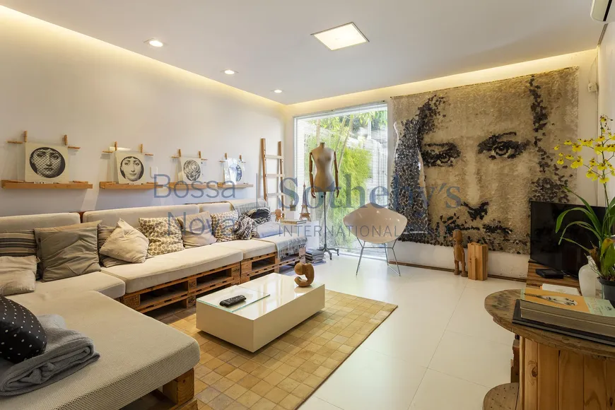Foto 1 de Casa com 5 Quartos para venda ou aluguel, 200m² em Brooklin, São Paulo