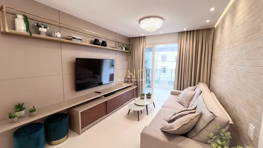 Foto 1 de Apartamento com 3 Quartos para alugar, 98m² em Centro, Florianópolis