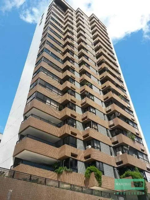 Foto 1 de Apartamento com 3 Quartos à venda, 166m² em Candeias, Jaboatão dos Guararapes