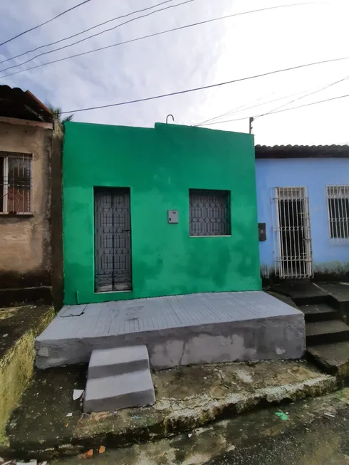 Foto 1 de Casa com 2 Quartos para alugar, 60m² em Getúlio Vargas, Aracaju