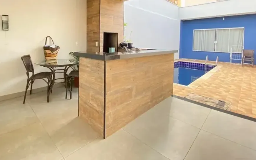 Foto 1 de Casa com 3 Quartos à venda, 100m² em Arembepe Abrantes, Camaçari