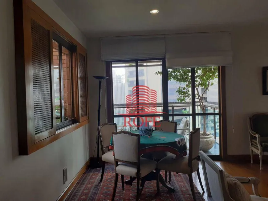 Foto 1 de Apartamento com 3 Quartos à venda, 325m² em Moema, São Paulo