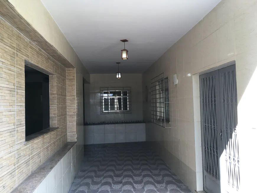 Foto 1 de Casa com 3 Quartos à venda, 360m² em Nova Cidade, São Gonçalo