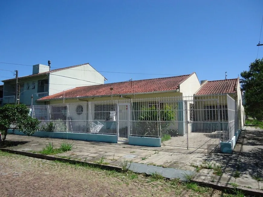 Foto 1 de Casa com 3 Quartos à venda, 278m² em Partenon, Porto Alegre