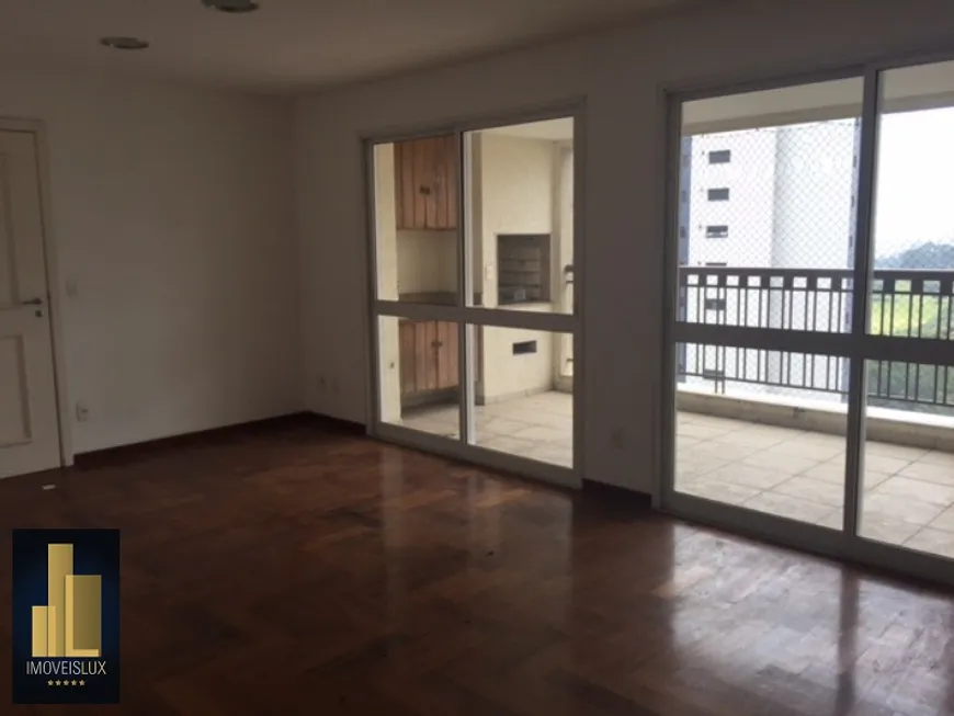 Foto 1 de Apartamento com 3 Quartos à venda, 130m² em Panamby, São Paulo