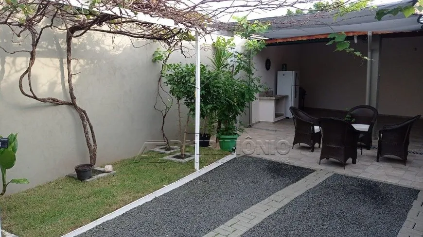 Foto 1 de Casa com 2 Quartos à venda, 190m² em Vila Haro, Sorocaba