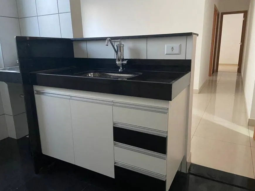 Foto 1 de Apartamento com 2 Quartos à venda, 50m² em Castelo, Belo Horizonte